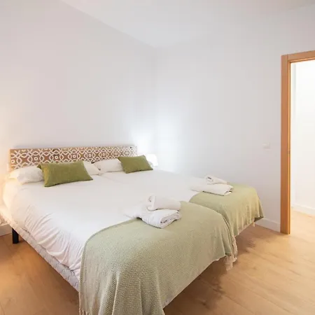 Апартаменты Malibu Playa Кадис